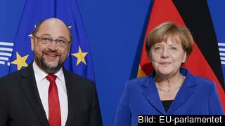 Tysklands förbundskansler Angela Merkel och den socialdemokratiske utmanaren och tidigare EU-parlamentstalmannen Martin Schulz. Arkivbild.