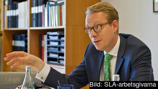 Riksdagens förste vice talman Tobias Billström (M) leder arbetet med utredningen. Arkivbild.