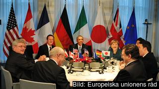 De sju ledarna i G7 samt EU:s representanter under måndagens möte i Nederländerna. 