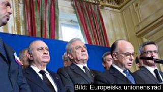 Den franske inrikesministern Bernard Cazeneuve kallade till söndagens informella möte.
